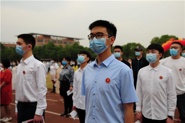 德外學(xué)子成人禮：今天起，我把責(zé)任扛在肩上