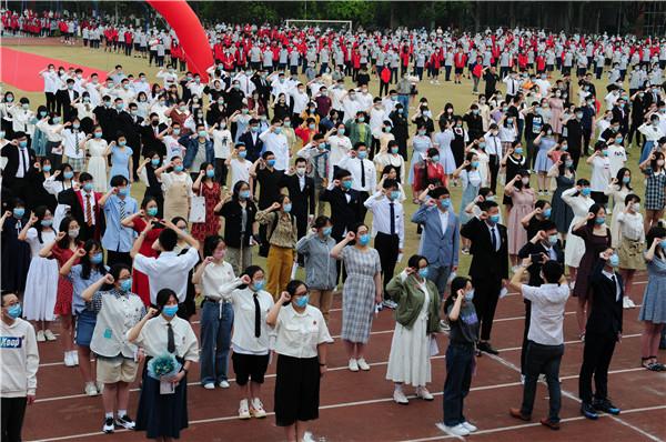 德外學(xué)子成人禮：今天起，我把責(zé)任扛在肩上