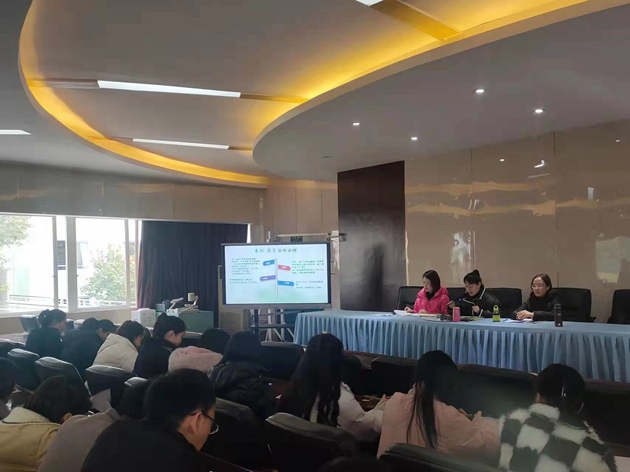 繼光實(shí)驗(yàn)學(xué)校召開正、副主任工作會(huì)議.jpg
